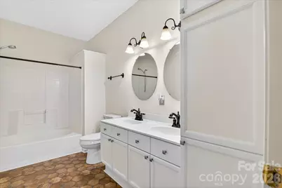 4492 Antelope Lane, Charlotte, NC 28269 - Photo 31