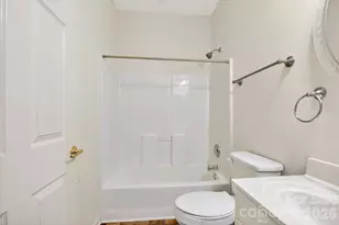 4492 Antelope Ln, Charlotte, NC 28269 - Photo 37