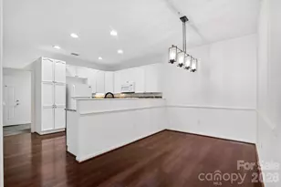 4492 Antelope Ln, Charlotte, NC 28269 - Photo 17