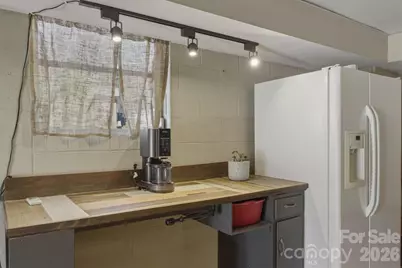 900 Magnolia Avenue NE, Valdese, NC 28690 - Photo 27