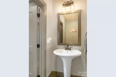 3753 Laurel Park Highway, Hendersonville, NC 28739 - Photo 19