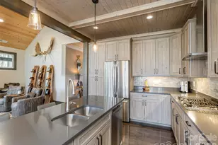 3753 Laurel Park Hwy, Laurel Park, NC 28739 - Photo 15