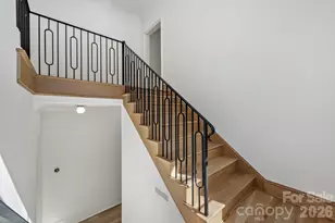 221 N Canterbury Rd, Charlotte, NC 28211 - Photo 33