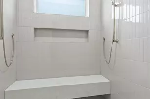 221 N Canterbury Rd, Charlotte, NC 28211 - Photo 29