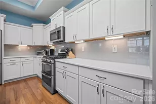 8020 Parknoll Dr, Huntersville, NC 28078 - Photo 11