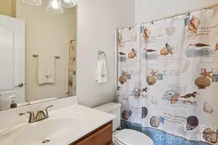 13234 Eastfield Village Ln, Charlotte, NC 28269 - Photo 15