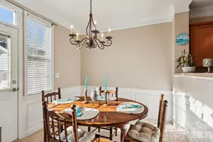 13234 Eastfield Village Ln, Charlotte, NC 28269 - Photo 9