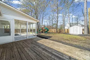 1613 Winthrop Ln, Monroe, NC 28110 - Photo 29