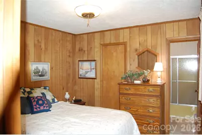 202 Knoll Circle, Newland, NC 28657 - Photo 11