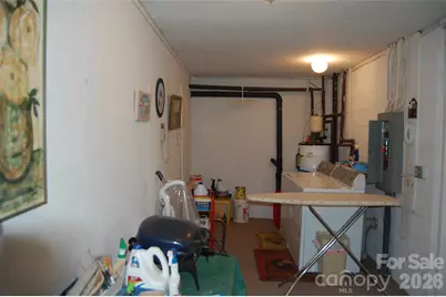 202 Knoll Circle, Newland, NC 28657 - Photo 13