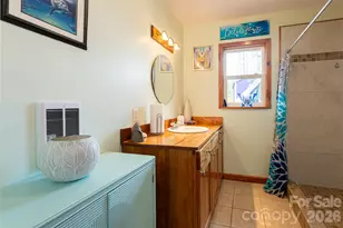 288 Rebel Dr, Hot Springs, NC 28743 - Photo 21