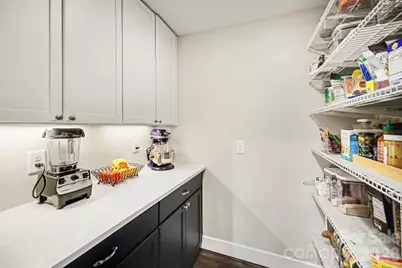 4629 Halstead Drive, Charlotte, NC 28209 - Photo 7