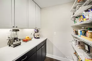 4629 Halstead Dr, Charlotte, NC 28209 - Photo 7