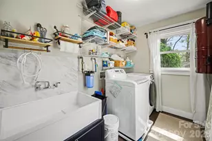 4629 Halstead Dr, Charlotte, NC 28209 - Photo 19