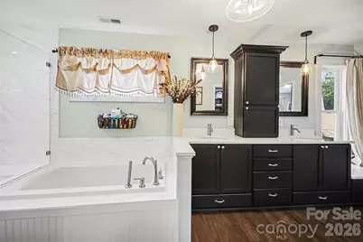 4629 Halstead Drive, Charlotte, NC 28209 - Photo 17