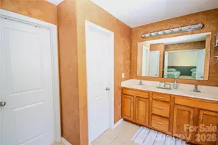 12700 Oldehurst Pl, Charlotte, NC 28262 - Photo 25