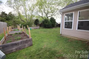 12700 Oldehurst Pl, Charlotte, NC 28262 - Photo 27