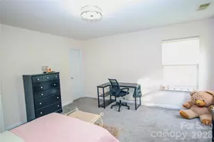 12700 Oldehurst Pl, Charlotte, NC 28262 - Photo 19