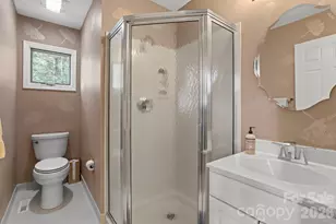 210 Claymoor Ct, Flat Rock, NC 28731 - Photo 23