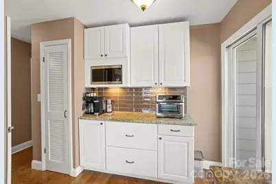 210 Claymoor Court, Flat Rock, NC 28731 - Photo 15