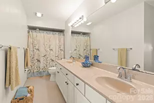 210 Claymoor Ct, Flat Rock, NC 28731 - Photo 37