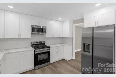 11412 Celandine Court, Charlotte, NC 28213 - Photo 9