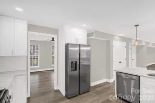 11412 Celandine Ct, Charlotte, NC 28213 - Photo 7