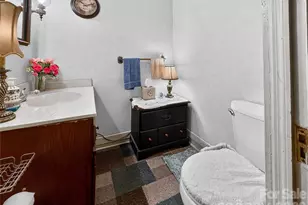 192 W Court St, Rutherfordton, NC 28139 - Photo 13