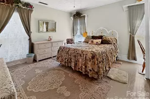 192 W Court St, Rutherfordton, NC 28139 - Photo 25