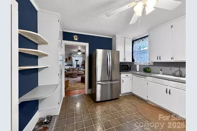 192 W Court Street, Rutherfordton, NC 28139 - Photo 17