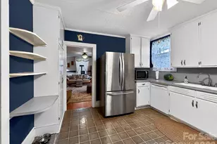 192 W Court St, Rutherfordton, NC 28139 - Photo 17
