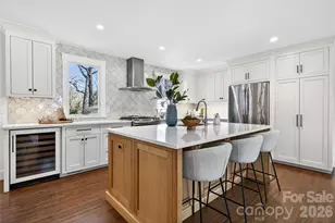 3717 Riverbend Rd, Charlotte, NC 28210 - Photo 3