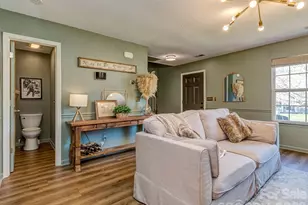 1512 Hollythorne Dr, Rock Hill, SC 29732 - Photo 5