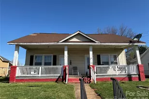 135 E Spencer Ave, Gastonia, NC 28054 - Photo 1