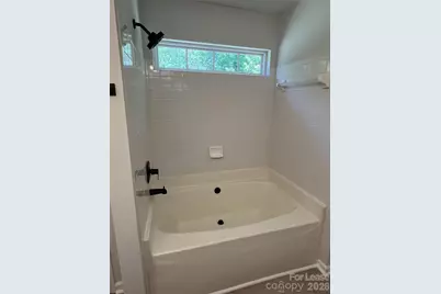 5637 Hedgecrest Place, Charlotte, NC 28269 - Photo 21