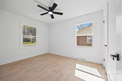 4200 Abbeydale Drive, Charlotte, NC 28205 - Photo 19