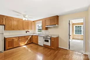 1406 Lakeview Dr, Monroe, NC 28112 - Photo 13