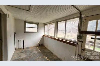 3490 US 70 Highway E, Marion, NC 28752 - Photo 19