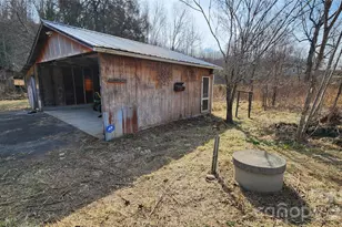 3490 US 70 Hwy E, Marion, NC 28752 - Photo 25