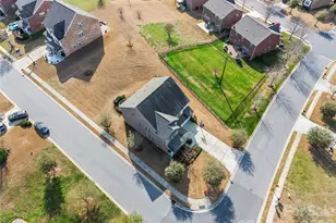 2617 Kinmere Dr, Gastonia, NC 28056 - Photo 5