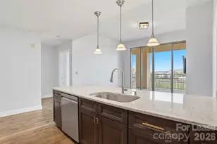 701 Royal Ct, Charlotte, NC 28202 - Photo 5