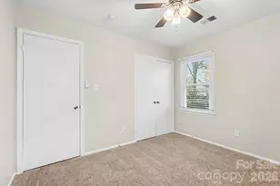 5212 Barrington Dr, Charlotte, NC 28215 - Photo 7