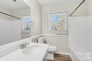 5212 Barrington Dr, Charlotte, NC 28215 - Photo 11