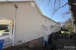 208 S 3rd St, Albemarle, NC 28001 - Photo 9