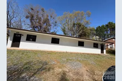 902 8th Avenue SW, Conover, NC 28613 - Photo 7