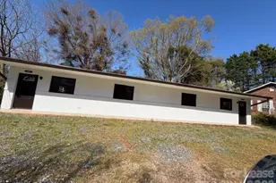 902 8th Ave SW, Conover, NC 28613 - Photo 7