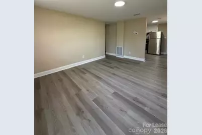 902 8th Avenue SW, Conover, NC 28613 - Photo 3