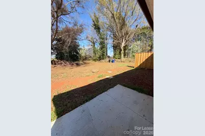 904 8th Avenue SW, Conover, NC 28613 - Photo 3