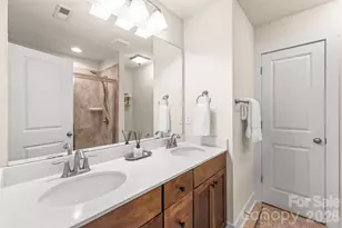 3217 Bending Birch Pl, Charlotte, NC 28206 - Photo 15