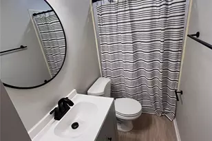 9525 Robert Burns Ct, Charlotte, NC 28213 - Photo 7